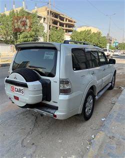 ميتسوبيشي باجيرو